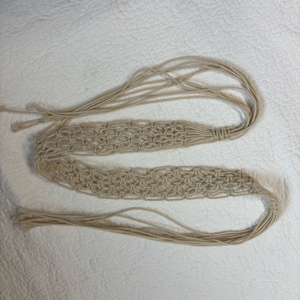 ❤️ Vintage Cream Macrame Woven Belt – Adjustable Boho Festival Style
